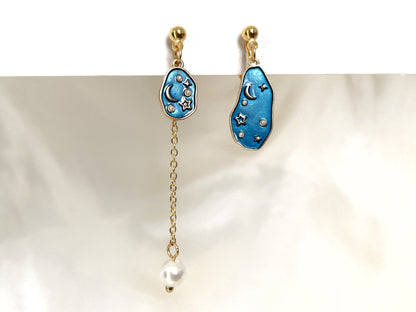 Mismatched Moon and Star Galaxy Clip on Earrings