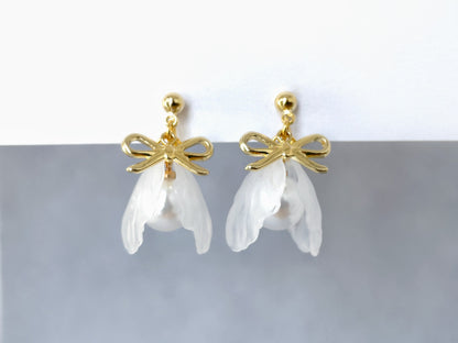 Snowdrop Flower Clip on Earrings
