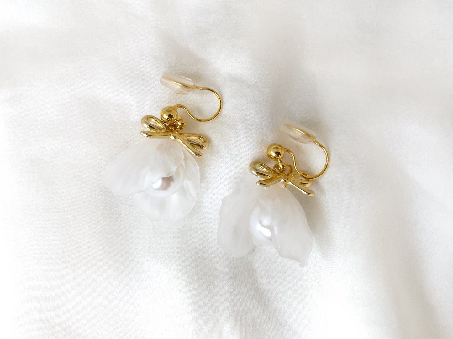 Snowdrop Flower Clip on Earrings
