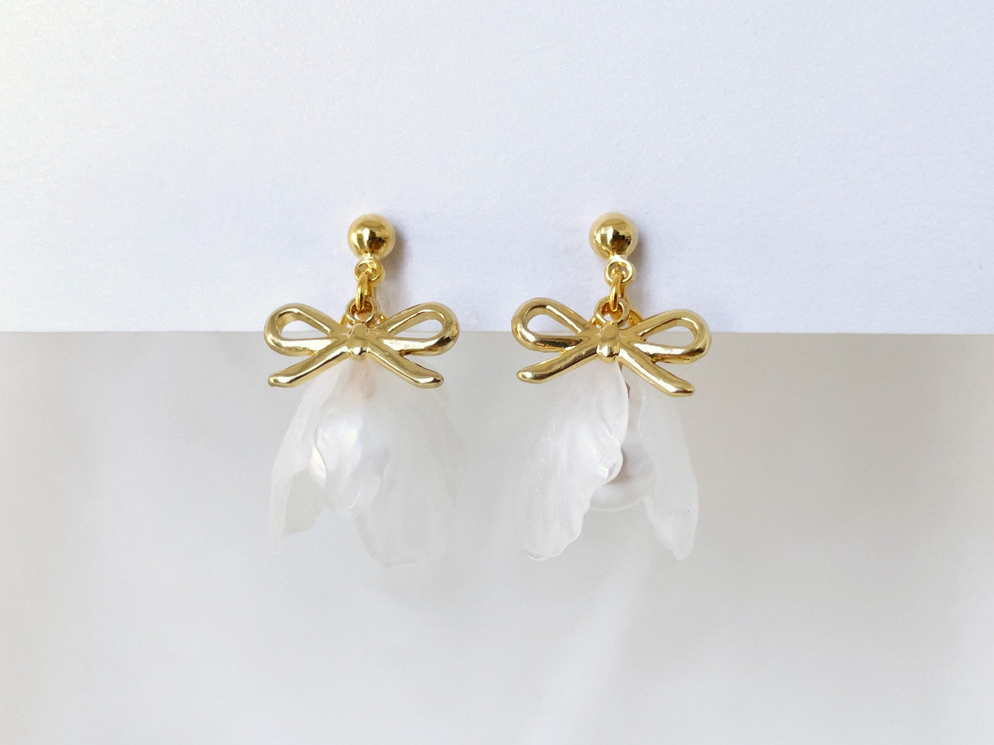Snowdrop Flower Clip on Earrings