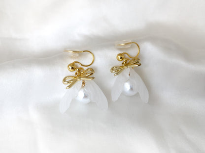 Snowdrop Flower Clip on Earrings