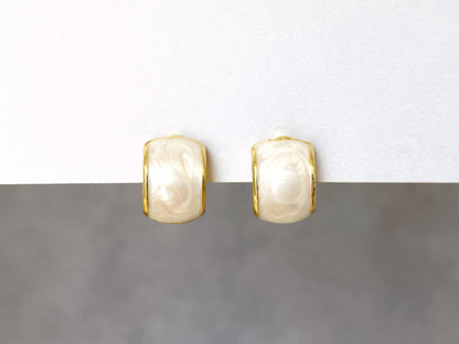 Minimalist Half Curve White Clip on Earrings