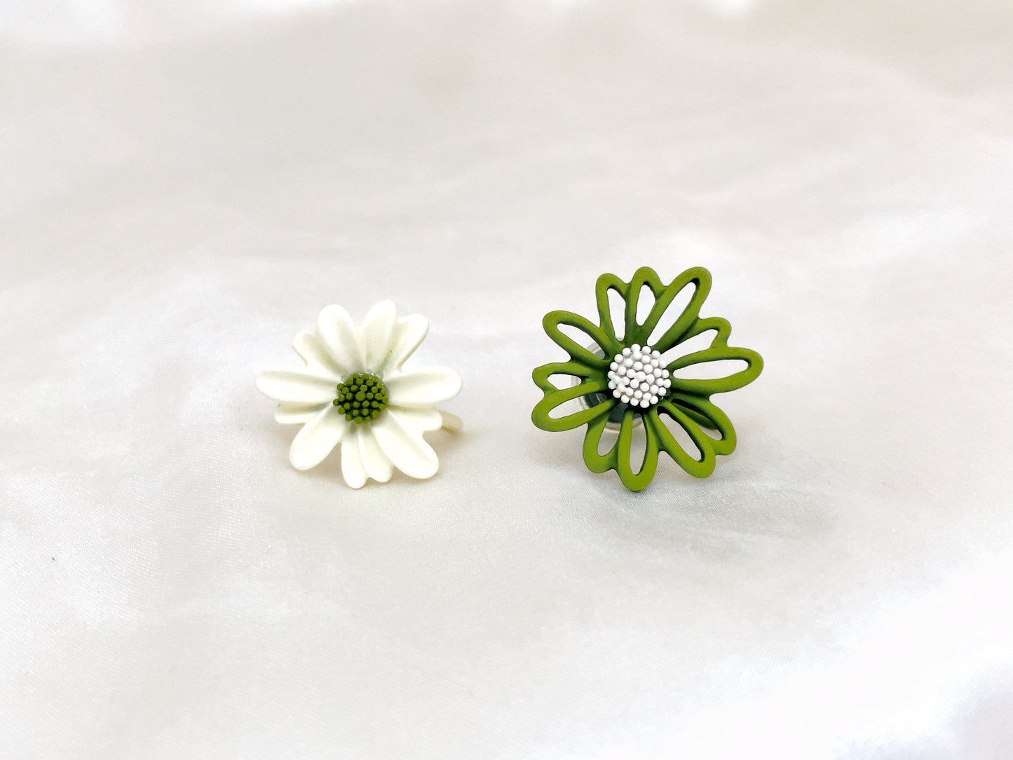 Mismatched Daisy Yellow/Green Flower Clip on Earrings