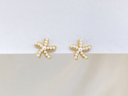 Pearl Starfish Gold Clip on Earrings