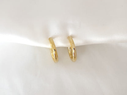 Minimalist Chunky Gold/Sliver Hoops Clip on Earrings