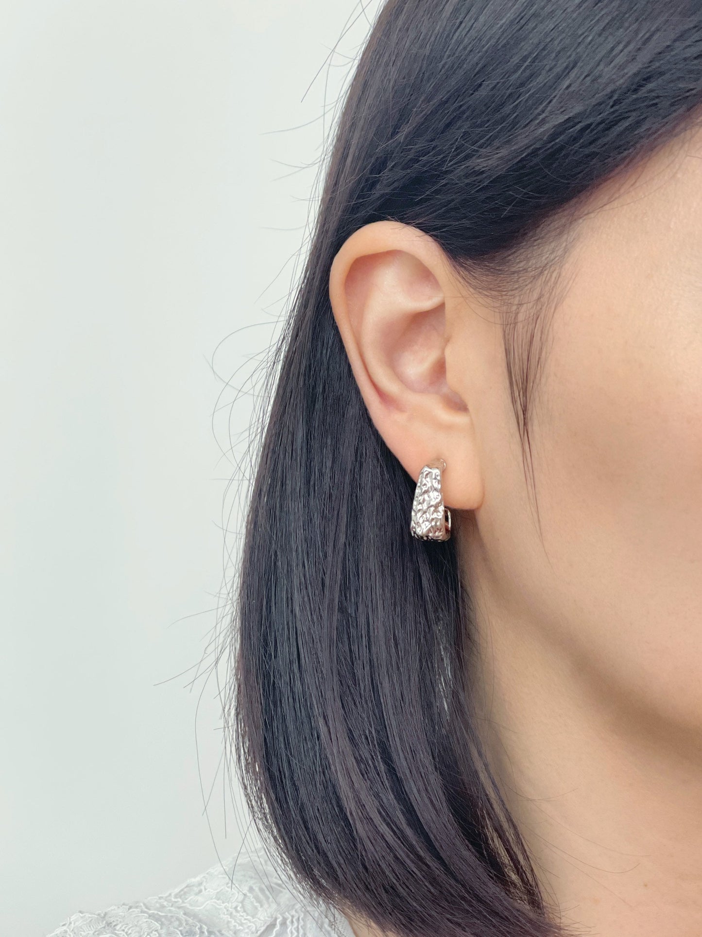 Textured Chunky Sliver Square Hoop Clip on Earrings