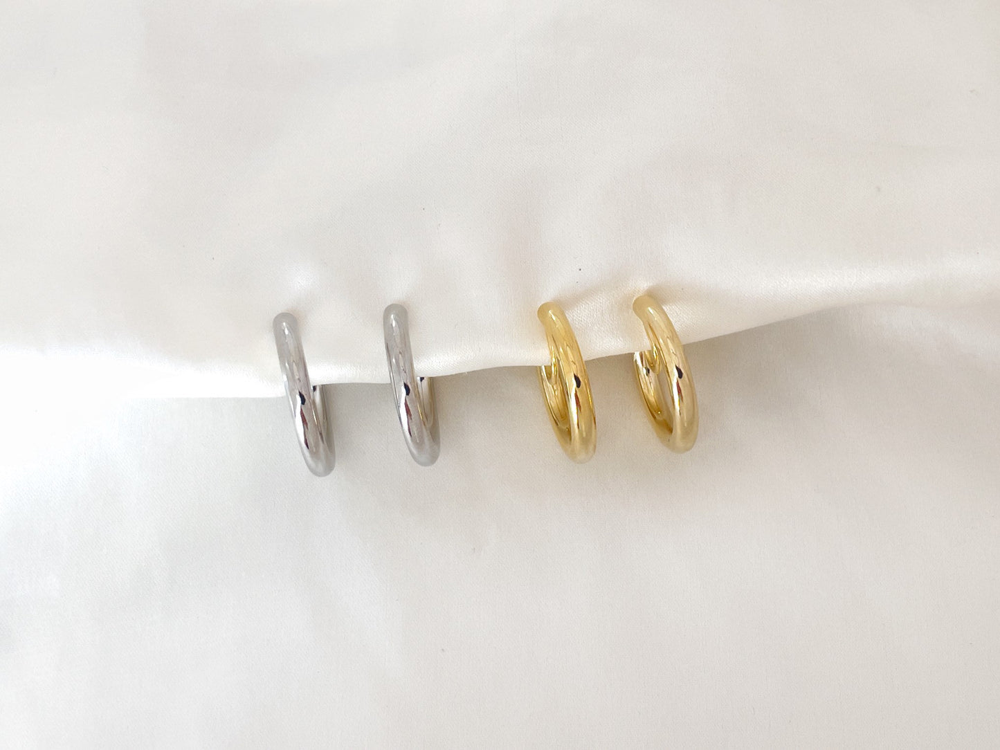 Minimalist Chunky Gold/Sliver Hoops Clip on Earrings