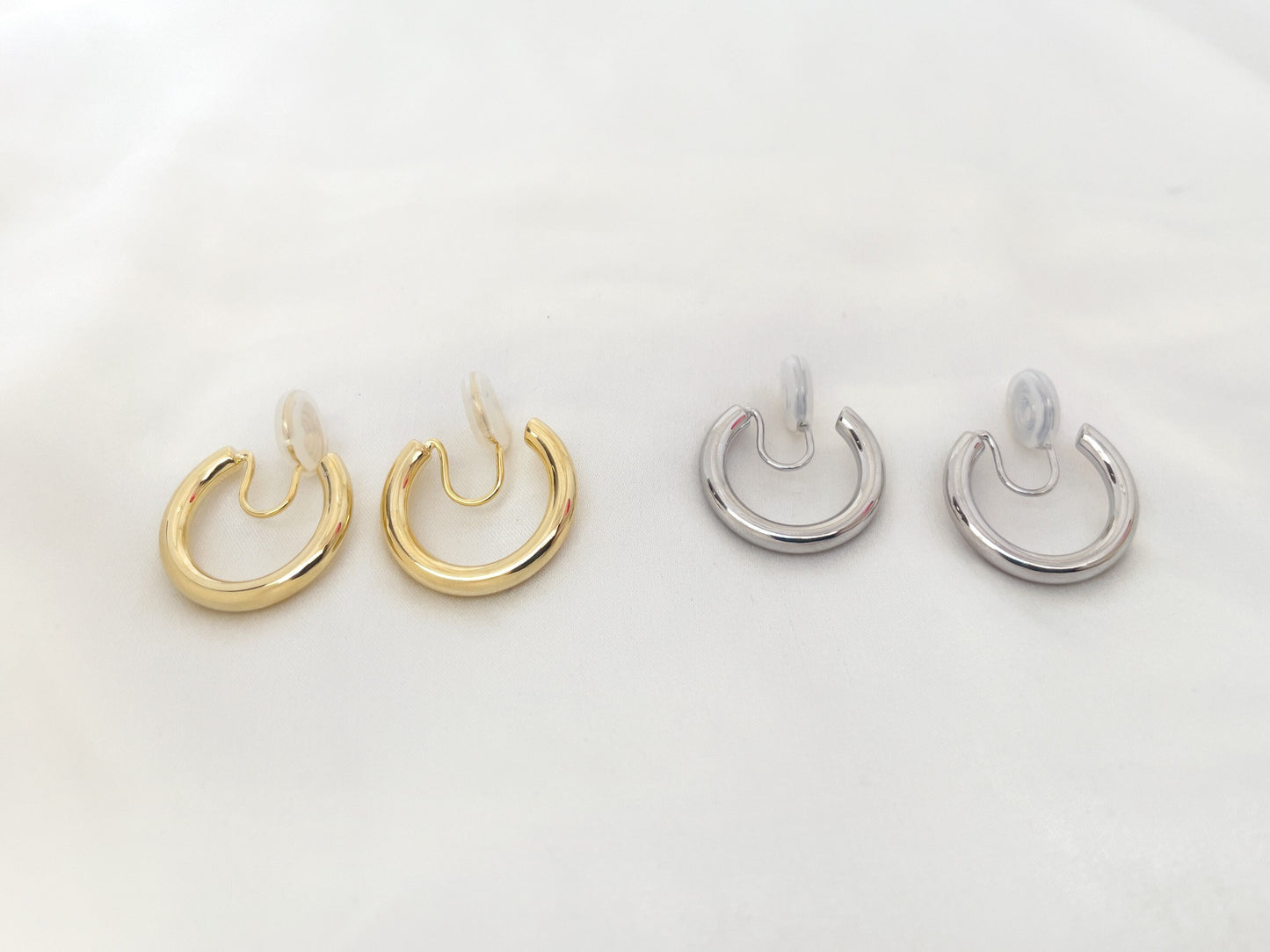 Minimalist Chunky Gold/Sliver Hoops Clip on Earrings