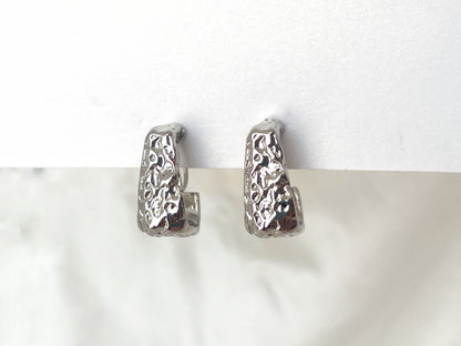 Textured Chunky Sliver Square Hoop Clip on Earrings