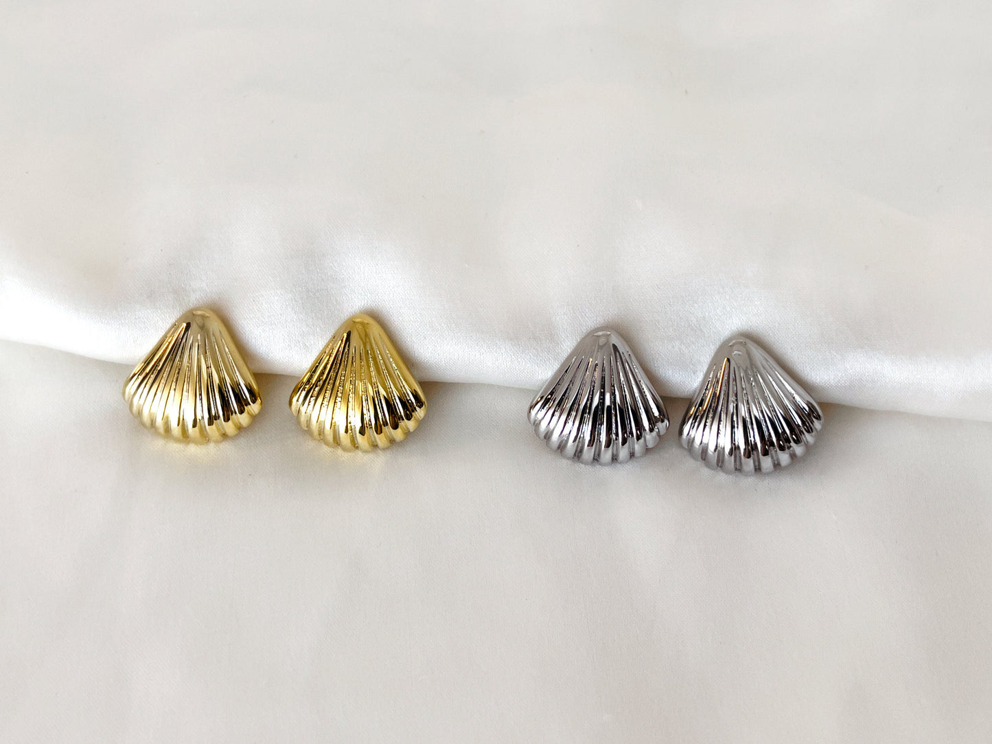 Silver/Gold Seashell Stud Clip on Earrings