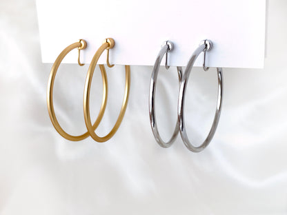 Statement gold silver hoop clip on earrings, 40mm large hoop dangle clip on earring, Lightweight hoop clip on earrings