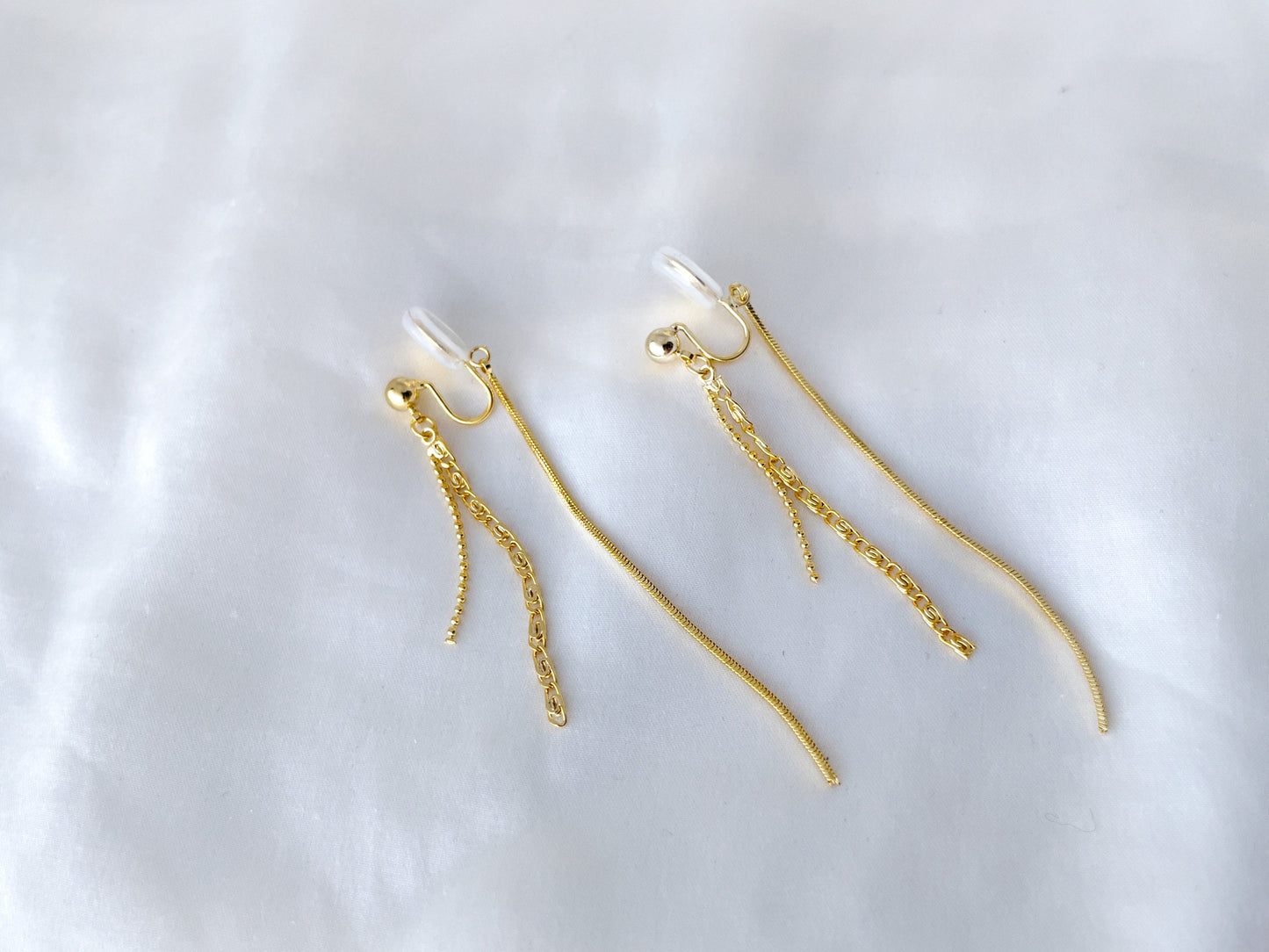 Minimalist Long Chain Silver/Gold Clip on Earrings