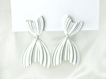 Matte Blue/White/Silver Tail Dangle Clip on Earrings