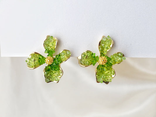 Sparkling green flower clip on earrings, Dainty crystal flower clip on studs, Delicate floral clip on earrings