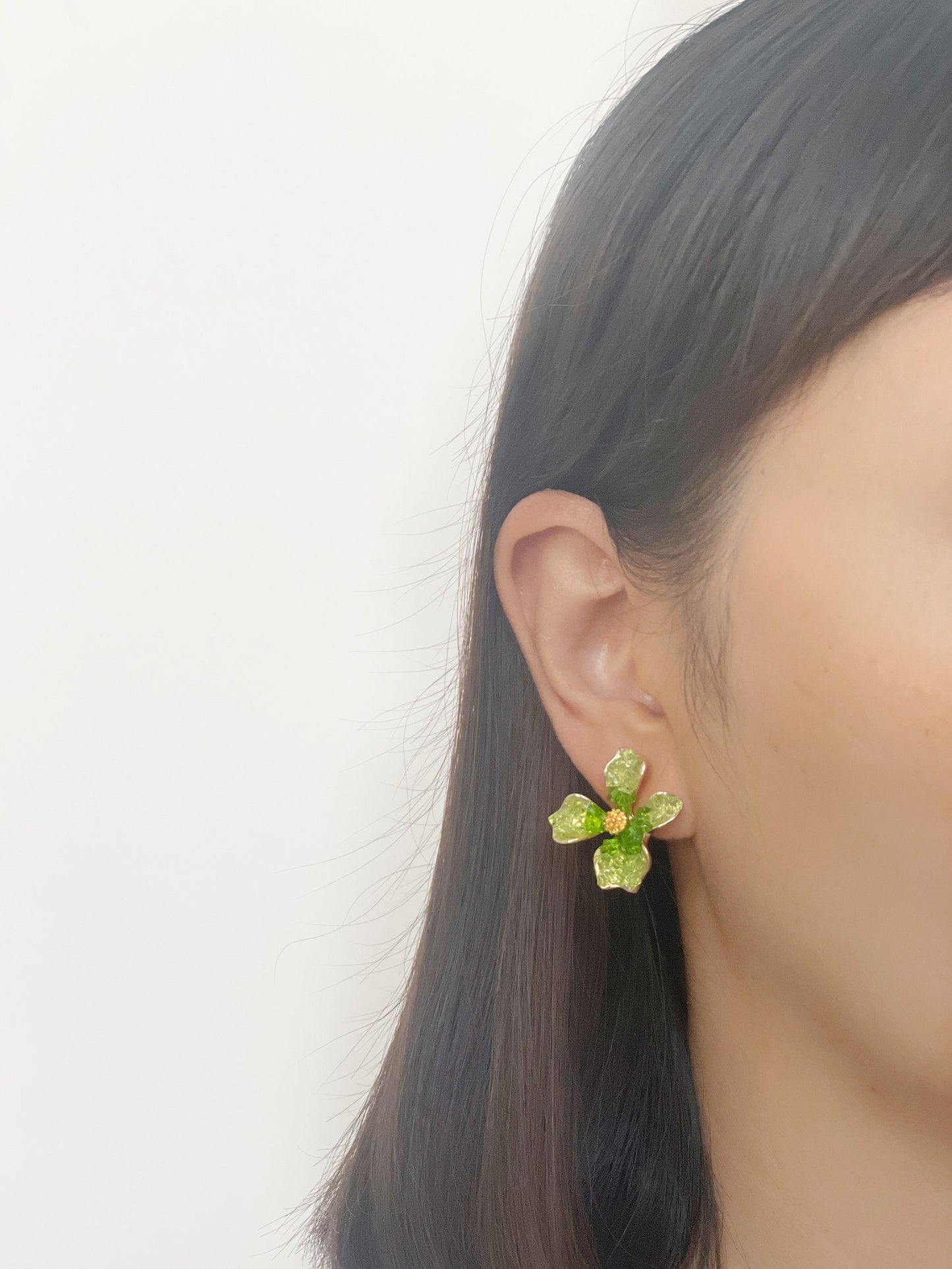 Sparkling green flower clip on earrings, Dainty crystal flower clip on studs, Delicate floral clip on earrings
