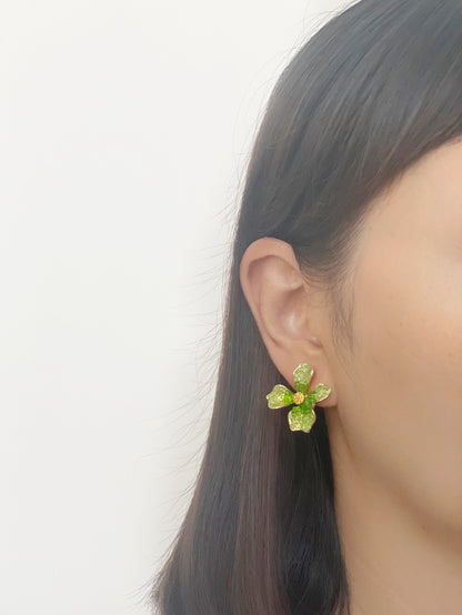 Sparkling green flower clip on earrings, Dainty crystal flower clip on studs, Delicate floral clip on earrings